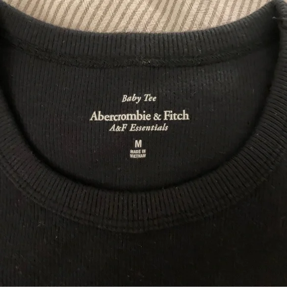 Abercrombie Ribbed cropped tee - Picture 2 of 3